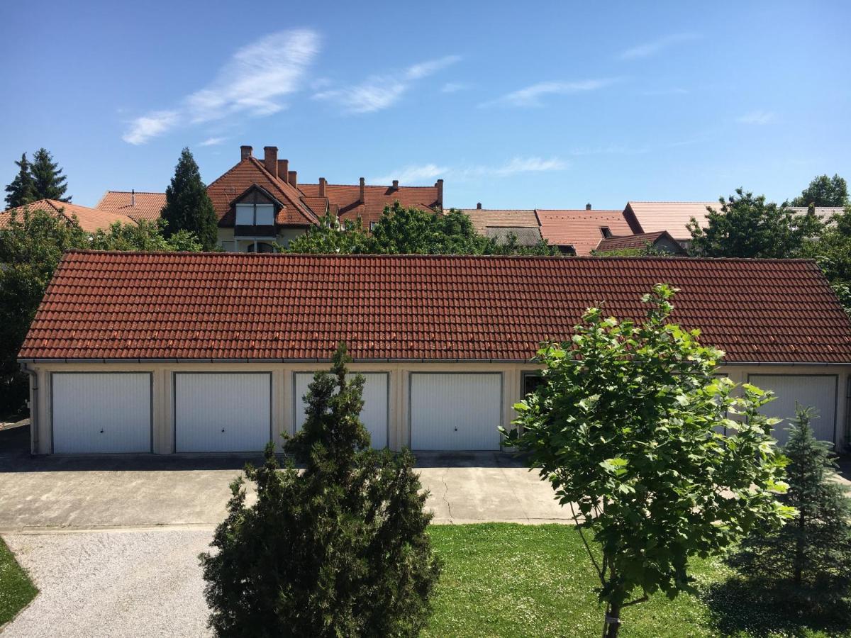 K20 Apartman Apartman Harkány Kültér fotó
